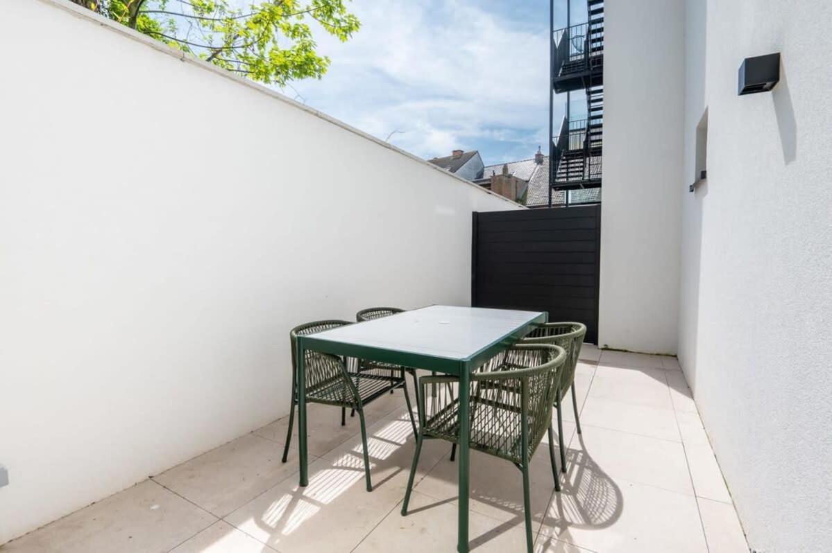 Beautiful Renovated In An Authentic Building Oostende